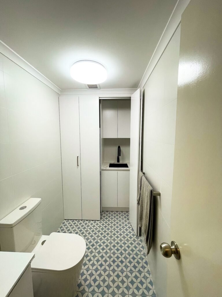 ed4b3df05564f43aad75